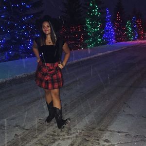 Meet your Posher, Asha